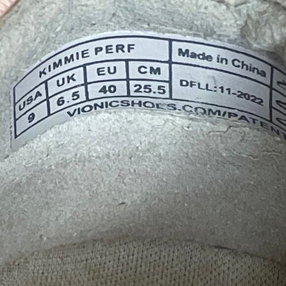 Vionic Kimmie Perf Slip On Shoes Pink Suede Sneaker SZ 9 - Picture 9 of 9